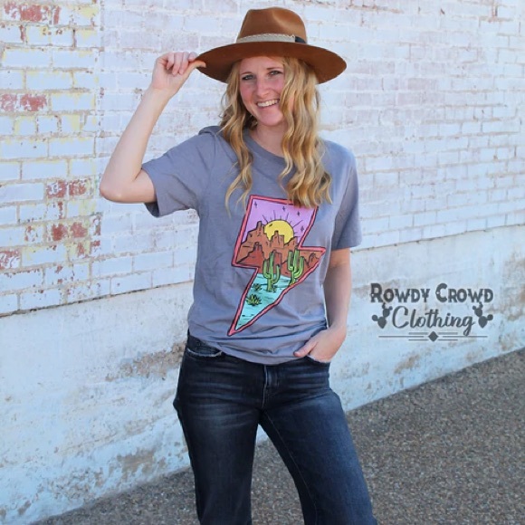 Bisbee Bolt Graphic Tee - Picture 4 of 5